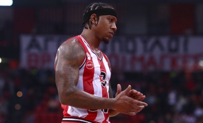 Απρόσμενη ήττα, με διαιτητικά «όργια» στο φινάλε!