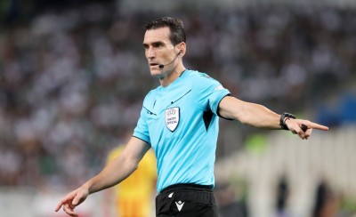 Ο Μουνουέρα στο Ολυμπιακός-Παναθηναϊκός