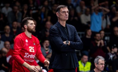 Μπαρτζώκας: «Ο Πίτερς δουλεύει κάθε μέρα στο 100%»