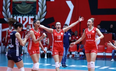 Σταθερά στην κορυφή ο Θρύλος, 3-2 την ΑΕΚ!