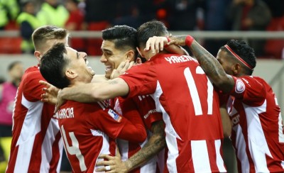 Νικάει ξανά την ΑΕΚ και πάει στον τελικό!