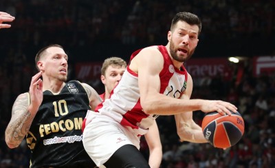 Ο Θρύλος το κάνει ξανά με κλειδί τον αρχηγό και Χ-Factor τον Πίτερς!