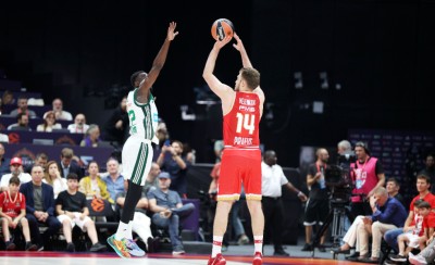 Τους τιμωρεί και πληρώνει 100 ο ψυχωμένος Θρύλος!