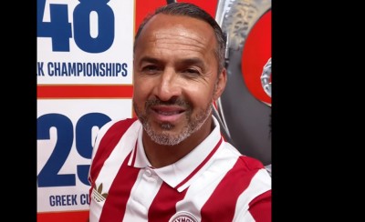 Και ο Λουτσιάνο με την επετειακή φανέλα του Θρύλου! (video)