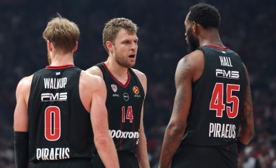 Nίκη-δήλωση με τον Σάσα πρωταγωνιστή για τον Θρύλο!