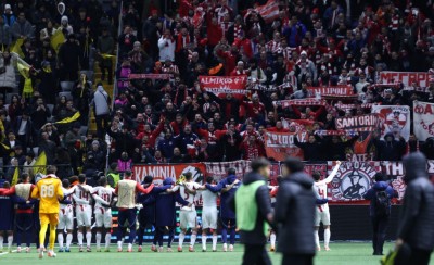 Θύρα 7: «Έχεις δύναμη σου ΟΛΥΜΠΙΑΚΕ...» (photo)