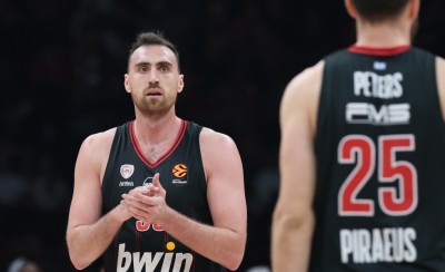 Μιλουτίνοφ: «Απολαμβάνω να παίζω στον Ολυμπιακό»