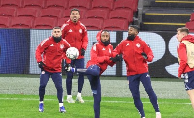 Η προπόνηση του Θρύλου στην «Johan Cruijff ArenA»