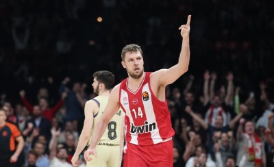 MVP τoυ Ιανουαρίου ο Βεζένκοφ!