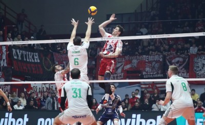 Αυτόχειρας...