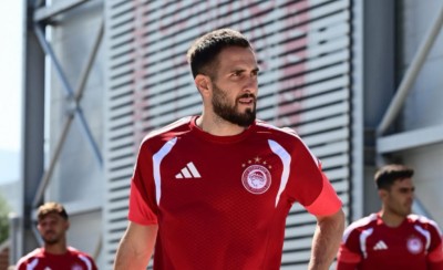 Τα ερυθρόλευκα κλικ από την «πρώτη» του Ολυμπιακού