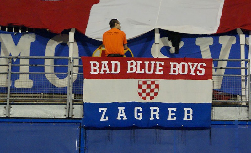 Επίθεση Κροατών σε οδηγό ταξί!