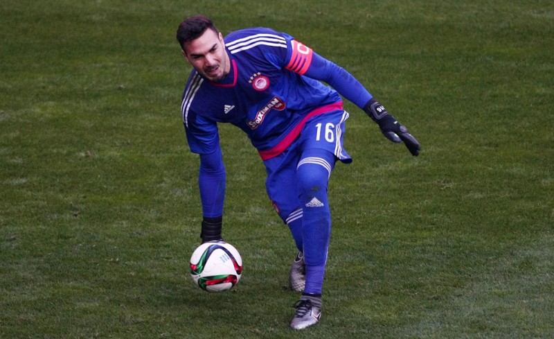 Η... μπουνιά του Ρομπέρτο