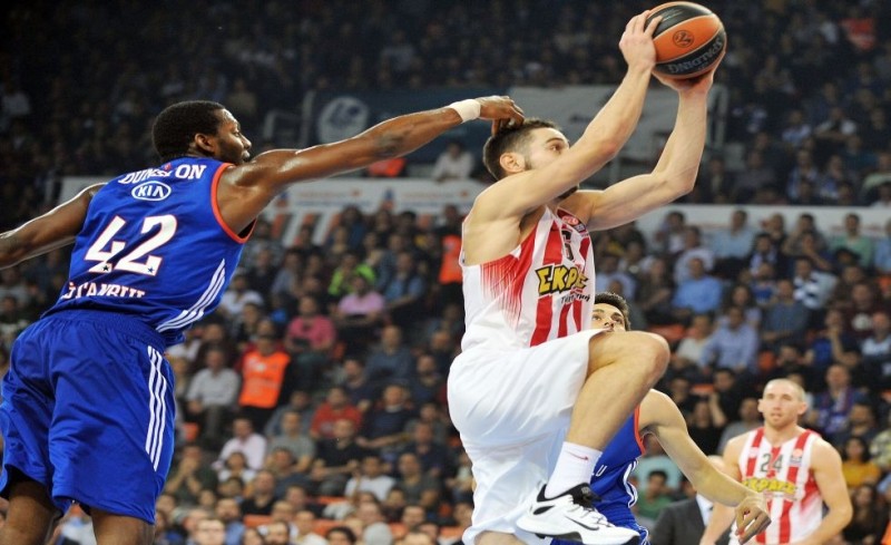 Νίκη-μήνυμα με Εφές!