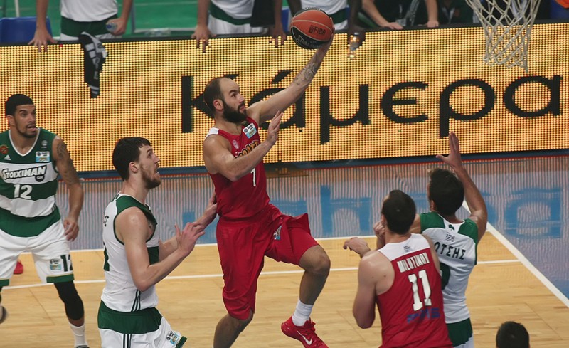 Καλύτερος ο Θρύλος