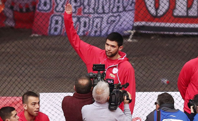 Αποθεώθηκε ο Παπανικολάου!