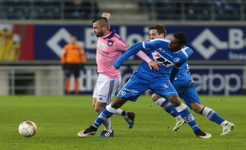 Τρικυμία για Άντερλεχτ!