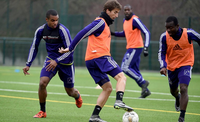 Προπόνηση σε πλαστικό