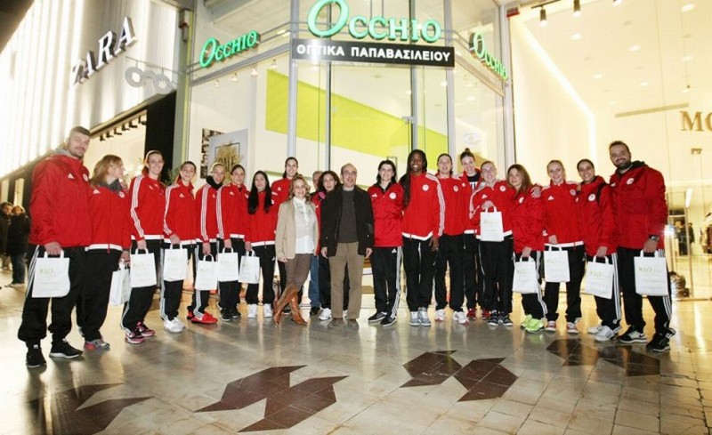 Τους... έβαλαν τα γυαλιά!