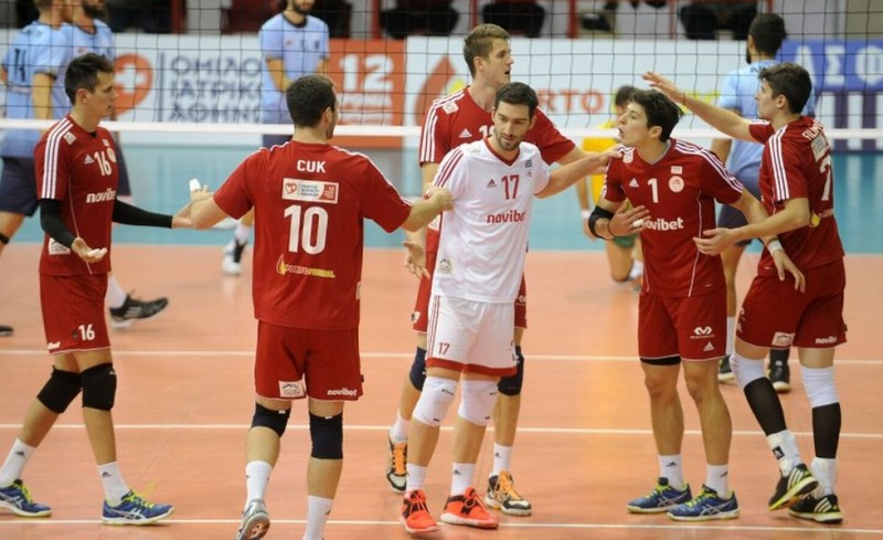 Με Λαμία στους