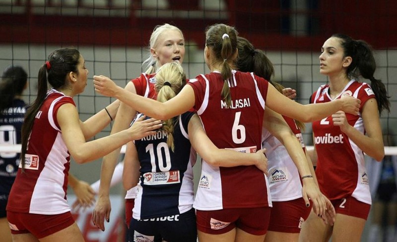 Κυριακή -τελικά- με Μαρκόπουλο