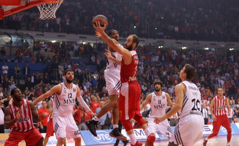 Δείχνει... Θρύλο!