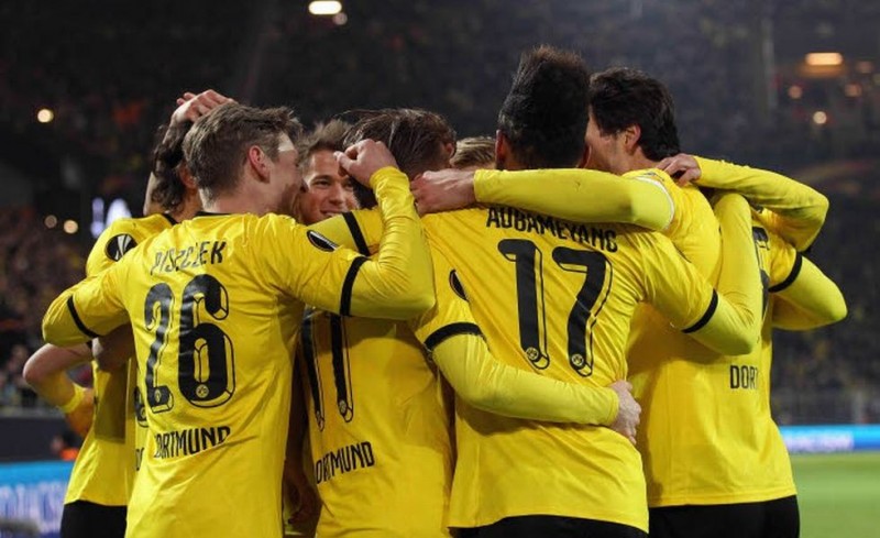 Όλοι στο πλευρό της Ντόρτμουντ!