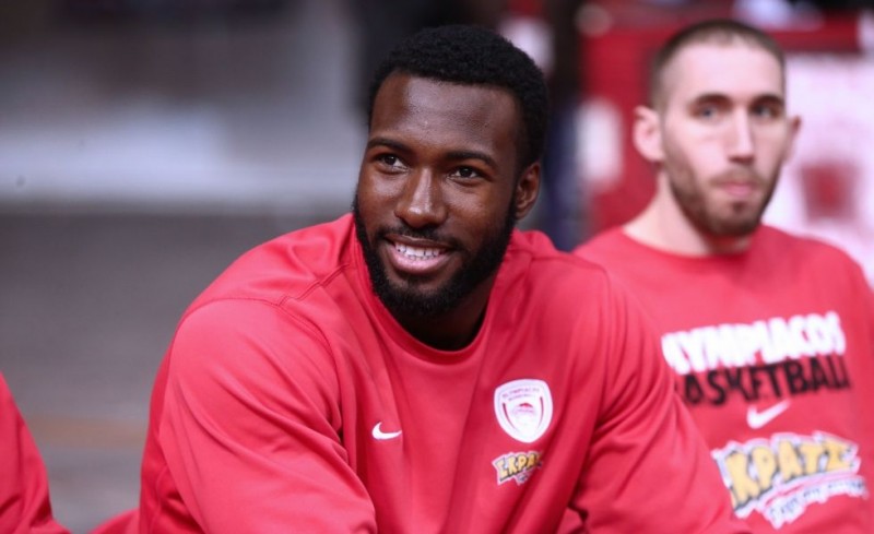 Ο Γιανγκ και ο... λεμούριος! (photo)