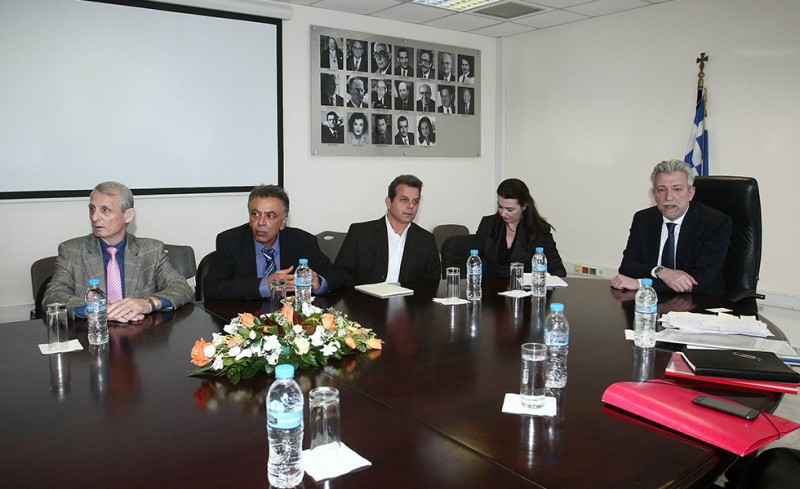 Στα χέρια του Κοντονή!