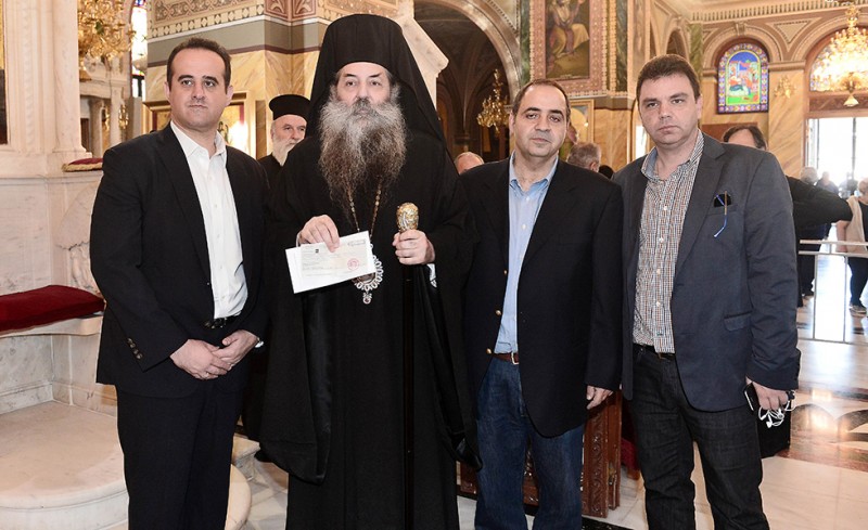 Ο Ολυμπιακός δίπλα στους πολίτες του Πειραιά