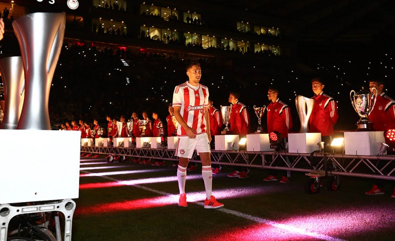 Τον αγαπούν τα παιδιά!