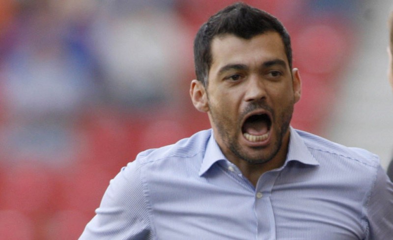 Ιβάν; Ξεβράκωμα...