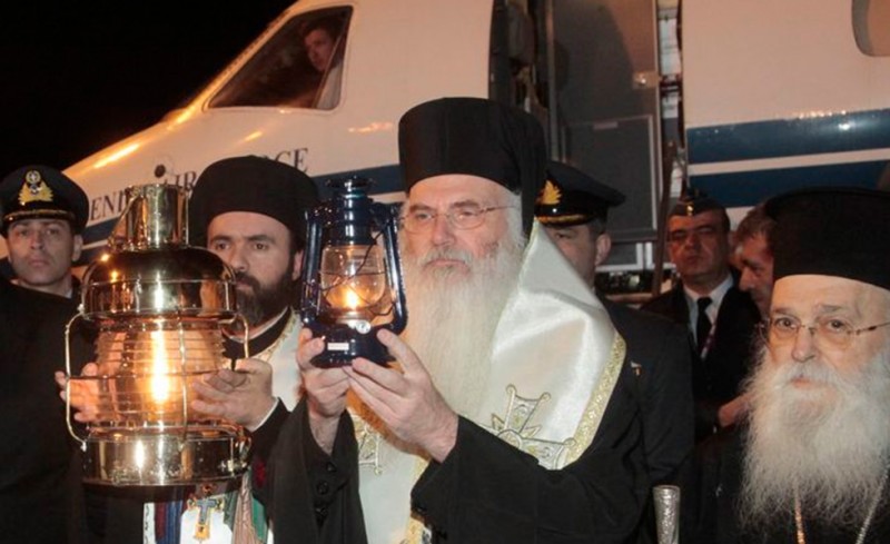 Στην Αθήνα το Άγιο Φως!