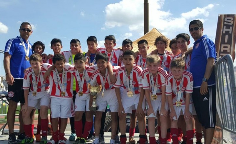 Κούπες και παρέλαση για τη Σχολή Σικάγο!