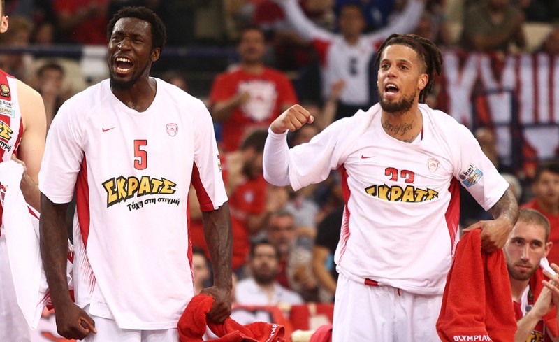 Ο Γουόρικ καρφώνει και ο Χάντερ αποθεώνει!