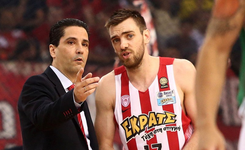 Γιατί ρε κόουτς;