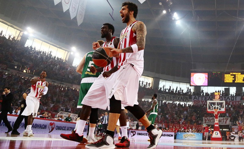 Θύρα 7 Πειραιά: 