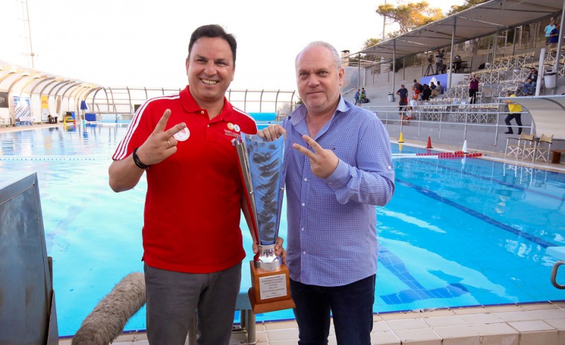 Το δεύτερο...