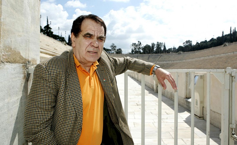 Αυτοί είστε! Δεν σεβαστήκατε ούτε τη μνήμη του Αμερικάνου…
