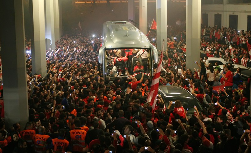 Live από το ΣΕΦ η υποδοχή!