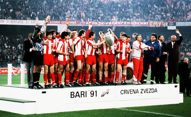 Το κόκκινο αστέρι έλαμψε! (video)