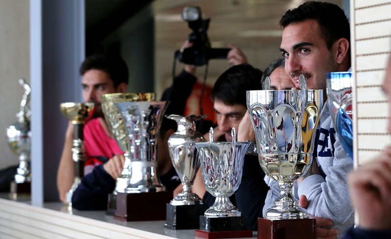 Το μήνυμα της Θύρας 7 για Ρομπέρτο!