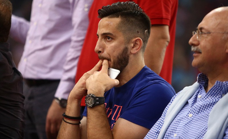 Ο Μανωλάς γαμπρός! (photo)