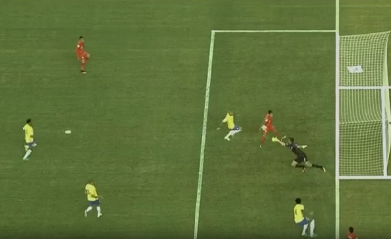 Την... ξέχασαν τη διαιτησία στον ΣΚΑΪ! (video)