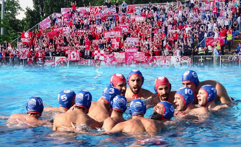 Στα ίδια μέρη θα ξαναβρεθούμε...