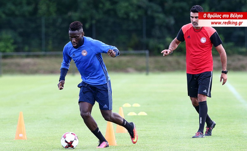 Μόνος του ο Αρτούρ