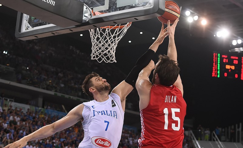 Έμπλεξαν ξανά Ολυμπιακό και Μπαρνιάνι...