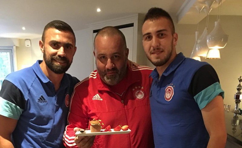 Με Φορτούνη και Μανιάτη τα γενέθλια Καραπαπά!