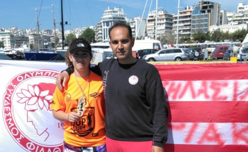 Ασημένια η Μοσχάκη