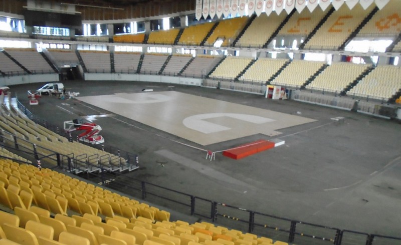 Ανακατασκευάζεται το παρκέ στο ΣΕΦ